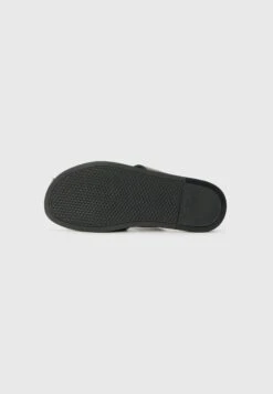 Aldo MARAIS - Slippers - Black 12 Aldo MARAIS - Slippers - Black -Stock X d678658fabdf456aa258462215bda488