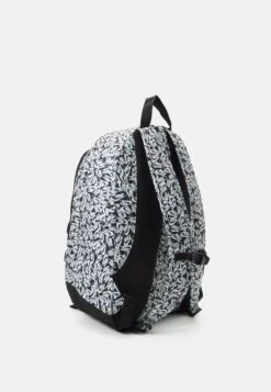 Nike Sportswear Hayward Unisex - Rucksack - Black -Stock X dac600288f3e48ce9aa07d6d3db15a4f