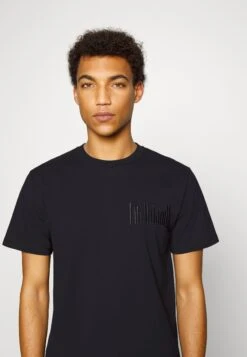 CHEVIGNON City Tee - Basic T-Shirt - Noir -Stock X dae13b3e5fe740cf8d9bb20b28a38888