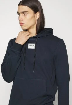 Hugo Daratschi - Sweatshirt - Dark Blue -Stock X db146d29c3be4174b3e9db4290bb637b