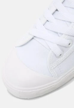 Wb-1 Unisex - Trainers - White/Black -Stock X db58c97e98bc4b61a830bcec6ffed7c5