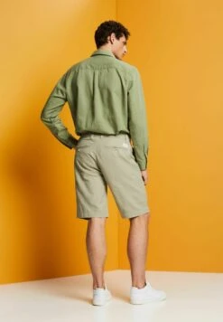 ESPRIT Im Stil - Shorts - Light Green -Stock X dc5bf09bff834dd485bfe9b5f9502de2