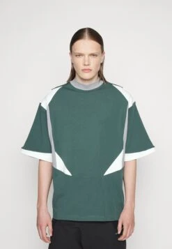 Marathon - Print T-Shirt - Green Remix -Stock X dc74d9f78bd045249fc889b17a3578ce