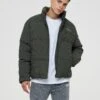 Pegador Sundre Puffer Jacket - Winter Jacket - Forest Green -Stock X dcbce47fdf514fcb9d2c212699802420