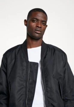 Tiger Of Sweden Martens - Bomber Jacket - Black -Stock X dd54e760b66c466c9b411a6aeaad9676