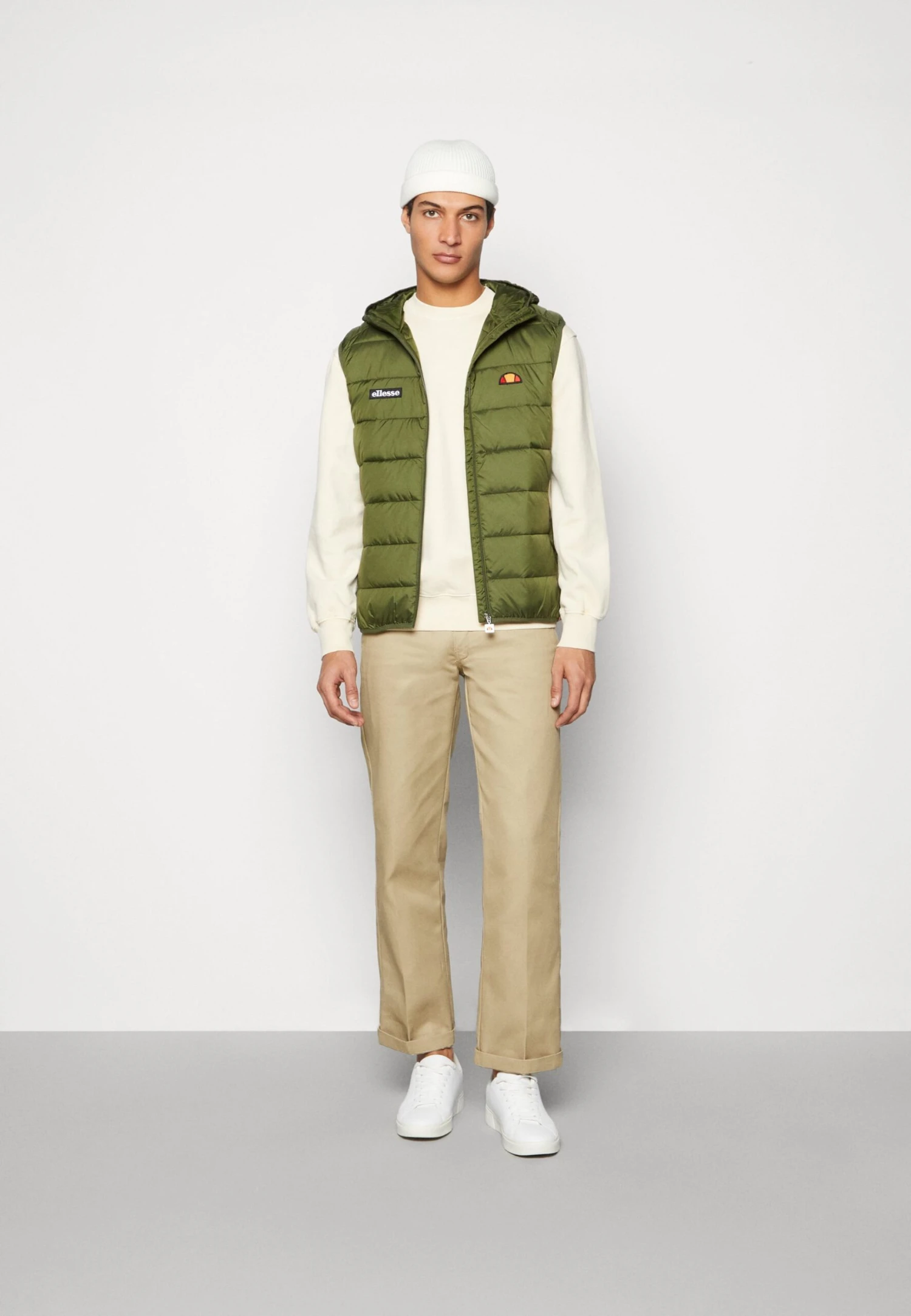 Ellesse Rolla - Waistcoat - Khaki 4 Ellesse Rolla - Waistcoat - Khaki - Image 2