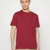 Boss Thompson- Basic T-Shirt - Dark Red -Stock X deb6233c048d4af7be2ab6d6a1323265