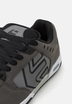 Etnies FAZE - Trainers - Grey/black -Stock X dfb0be9bc0fc4c7c9c6bc32fddfdcd95