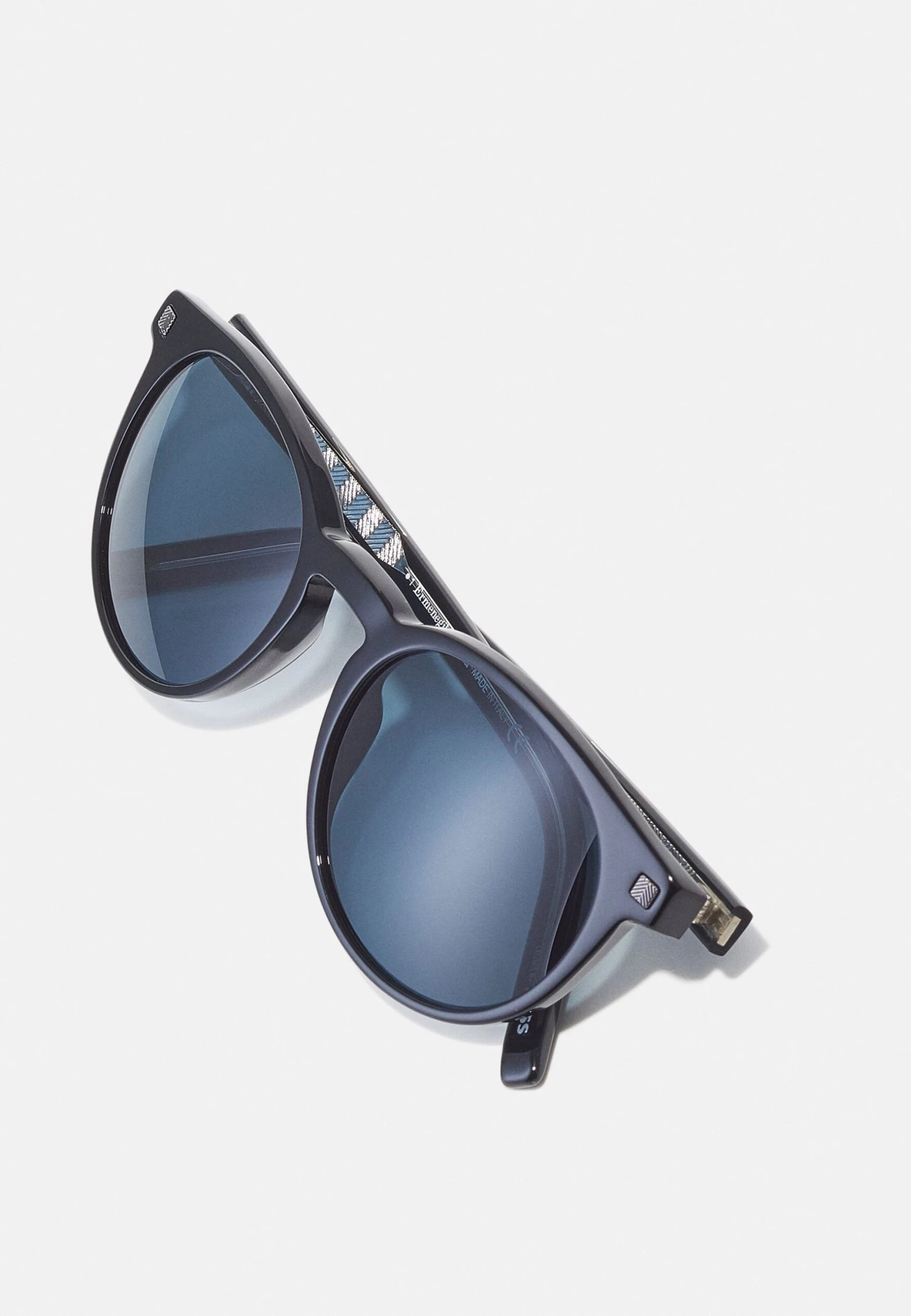 ZEGNA Sunglasses - Shiny Black 5 ZEGNA Sunglasses - Shiny Black - Image 3