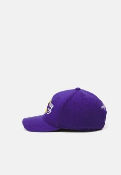 Mitchell & Ness Nba Los Angeles Lakers Team Ground Stretch Snapback - Club Wear - Purple -Stock X e029a515068d4caaa708689b482e921c