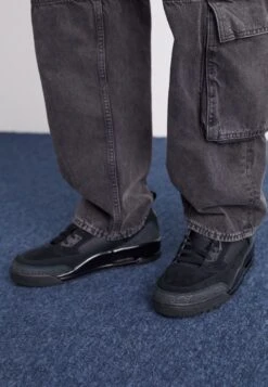 Jordan SPIZIKE LOW - Trainers - White/fire Red/desert -Stock X e03229f9eb5444aa8887f03474050ddf