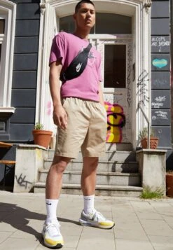 Nike Sportswear Air Max Motif - Trainers - Photon Dust/Black/Grey Fog/Light Smoke Grey/Vivid Sulfur/Particle Grey -Stock X e0b61f0b93a145c687ff772654f18d00