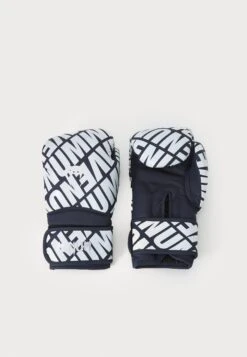 Venum CONTENDER 1.5 XT BOXING GLOVES - Boxing Gloves - Light Beige/white Cream -Stock X e0cd8a7eb4454ef1accb611c2c788cc3