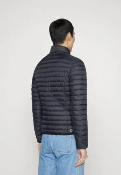 Colmar Originals Mens Jacket - Down Jacket - Marine -Stock X e1342de0142e409191dea790b8442aa7