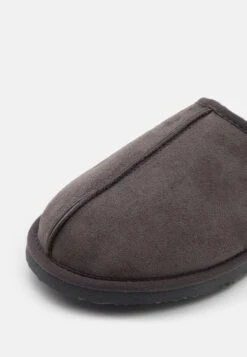 Jack & Jones Jfwdudely - Slippers - Castlerock -Stock X e17ab0a4e7fa4c67839bcd7faa3b24f2