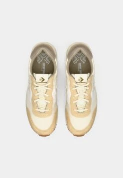 Converse OMEGA TRAINER UNISEX - Trainers - Last Straw/egret/vintage White -Stock X e254f7b018c543d5aa6fa48a94c3b327