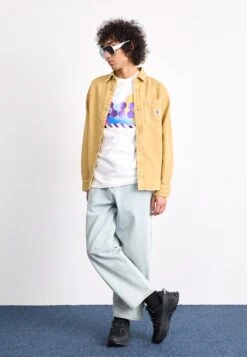 Nike Sportswear ZOOM VOMERO ROAM UNISEX - Trainers - Black/racer Blue -Stock X e281f8b9cbe14da0a403cce16879984a