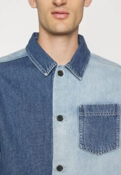 Les Deux Layton Contrast Hybrid Shirt - Shirt - Medium/Antique Blue Wash -Stock X e31a3c44576e41d0a97f7e5e82e51afd