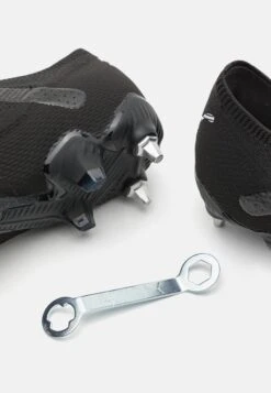 Puma Future Ultimate Low Mxsg - Screw-In Stud Football Boots - Black/White -Stock X e39112e2546442e086e1eb0516661360