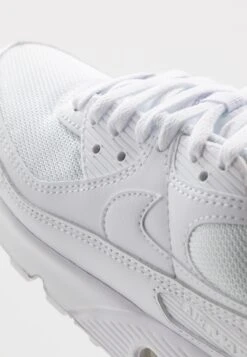 Nike Sportswear Air Max 90 - Trainers - White/Pure Platinum -Stock X e39721a7932a4e6a80469441ad8c5ea5