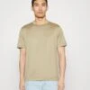 Boss Thompson - Basic T-Shirt - Light Pastel Green -Stock X e5380558cc624fed8dc18c004cb47c6f