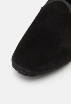 THE KOOPLES Chaussures - Slip-Ons - Black -Stock X e5a97fbc0bfe45b0a8db3c78adee4da9