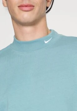 Nike Sportswear Mock Neck - Sweatshirt - Worn Blue/White -Stock X e7a32e50420b42e4b95aa0686470ec29