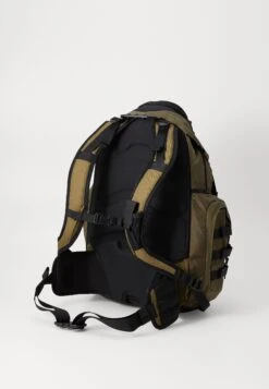 Oakley KITCHEN SINK UNISEX - Backpack - Army Green -Stock X e9c75ca59748409bb83e7f42f456afde