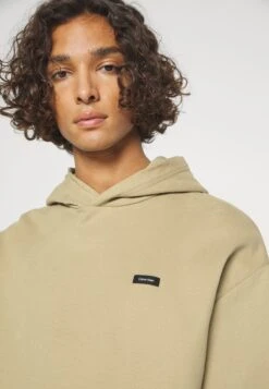 Calvin Klein Comfort Hoodie - Hoodie - Travertine -Stock X e9fc942aac23452e9b0b230eba2bbedc