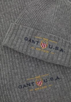 Gant Scarf Beanie Gift Box Unisex - Scarf - Dark Grey Melange -Stock X eabfc7c18ae04f61ba9f95701aa3679f