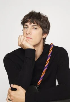 Men V NeckSweater - Jumper - Black -Stock X ebed2f1bf8924f6cb387f72106961e87