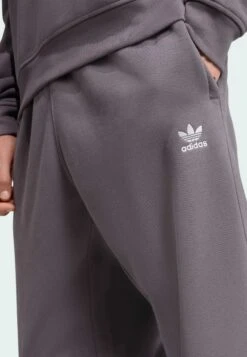 Adidas Originals ESS OPEN LOOSE - Tracksuit Bottoms - Grey Strata -Stock X ec01b9b24b774e709cc768d96ddea119