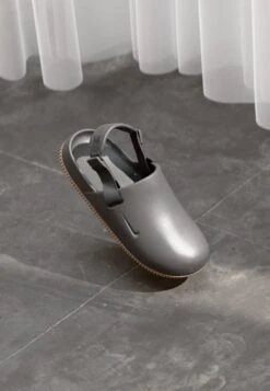 Nike Sportswear CALM MULE UNISEX - Mules - Black -Stock X ec2dcd44feba4f3aa12f20d6a65db858