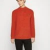 Lyle & Scott Shaker Stitch Mock Neck Jumper - Jumper - Victory Orange -Stock X ec7b925f5fcb4a52b42d2d476ddbdb78