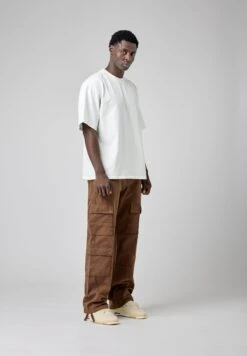 Multi Pocket Pants - Cargo Trousers - Brown -Stock X ece1fca200ea4cdfb891f16f095b9485