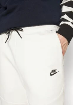 Nike Sportswear M Nsw Tch Flc Jggr - Tracksuit Bottoms - Phantom/Black -Stock X efc02df031334f248f4091afa2614f88