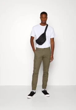 Pier One 2 Pack - Cargo Trousers - Olive/Black