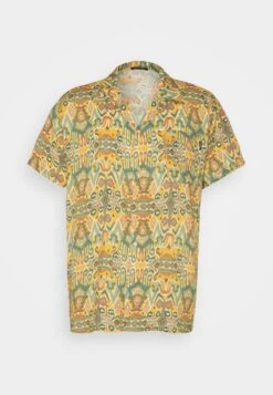 Kaotiko Shirt Jordania Unisex - Button-Down Blouse - Mustard -Stock X f26db76c1eee4b1ab9941427a2297815