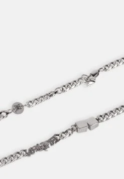 Ed Hardy DICE CHAIN NECKLACE UNISEX - Necklace - Silver-coloured -Stock X f2baffc89a7d4394ba7f05e53fb4c7b2