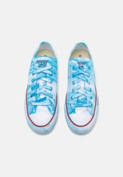 Converse CHUCK TAYLOR ALL STAR LTD UNISEX - Trainers - Light Blue Dip Dyed -Stock X f479f1de281d4d63b9ccc49b229e918c