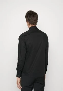 Emporio Armani Manica Lunga - Formal Shirt - Nero -Stock X f61af7fdd11d42e4bb0c69cffc4e7982