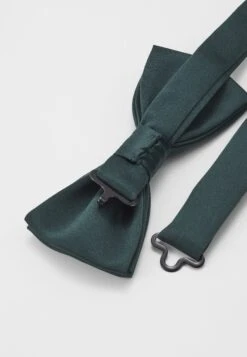 Only & Sons Onstrent Bow Tie Box Hankerchief Set - Pocket Square - Scarab -Stock X f71bda4171154660a5fca6ec544f905c