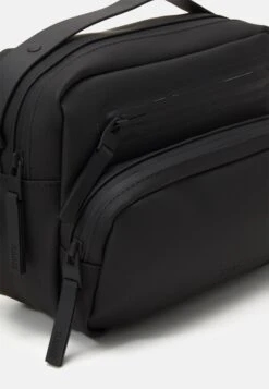 Rains Cargo Box Bag Unisex - Across Body Bag - Black -Stock X f7679241b26248f19dc2767d6ecbcbf9