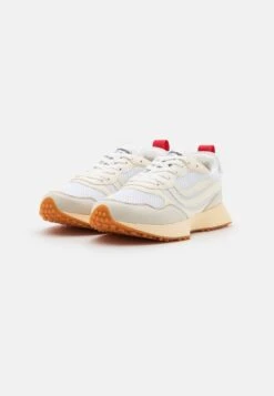 Genesis G-Marathon Unisex - Trainers - Offwhite/White -Stock X f78d5cc23c584baa8eb3151fe7649ea0