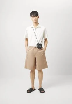 Holzweiler Oliver- Shorts - Beige -Stock X f7e65a070b1d4bf6a541cabaa96f6cd1