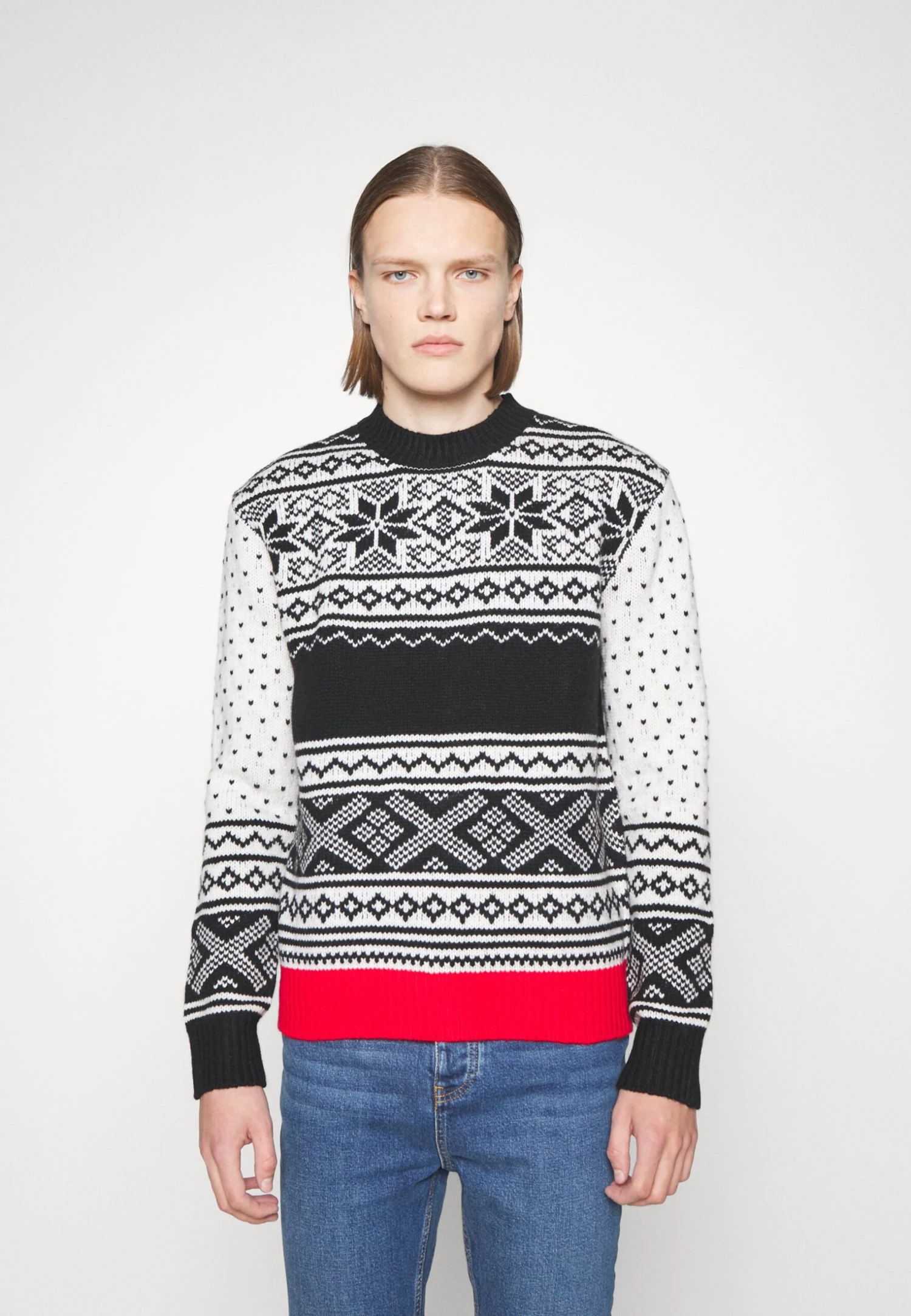 THE KOOPLES Jumper - Black/Red/Off-White 3 THE KOOPLES Jumper - Black/Red/Off-White