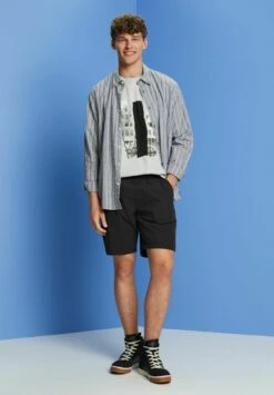 ESPRIT Print T-Shirt - Light Grey New -Stock X f8977ab475ec4752a27653389ceb2a30