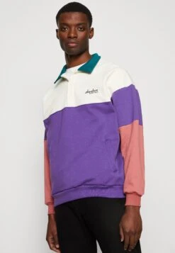 Kaotiko Crew Adler Unisex - Sweatshirt - Purple/Burgundy/Ivory -Stock X f93459b7ace74cf6b9d58a1e300ed146