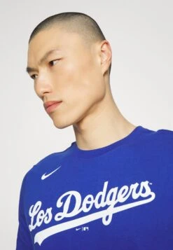 Nike Performance Los Angeles Dodgers Men Essential Tee - Print T-Shirt - Rush Blue 11 Nike Performance Los Angeles Dodgers Men Essential Tee - Print T-Shirt - Rush Blue -Stock X f989d3148d21468eabbb91c949903337