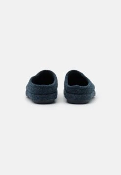 Unisex - Slippers - Marino -Stock X f9ab35822d5a48bcafd024c1d6e041fc